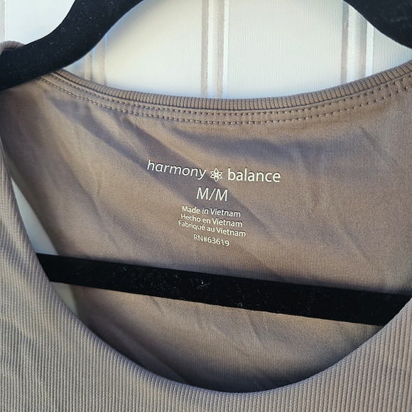 Women's Taupe Crop Top - Picture 3 of 4